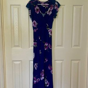 Soft maxi dress perfect for summer ☀️